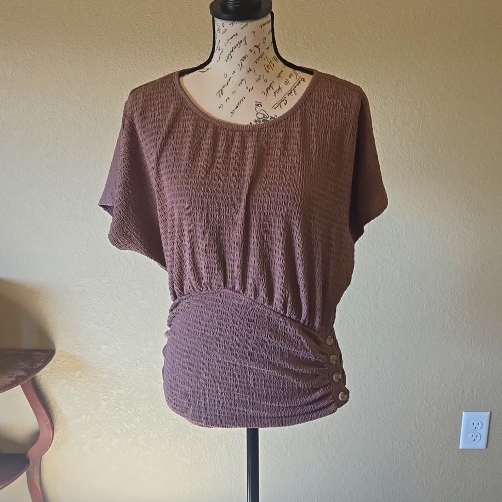 NWT Women's Buckle Daytrip Top